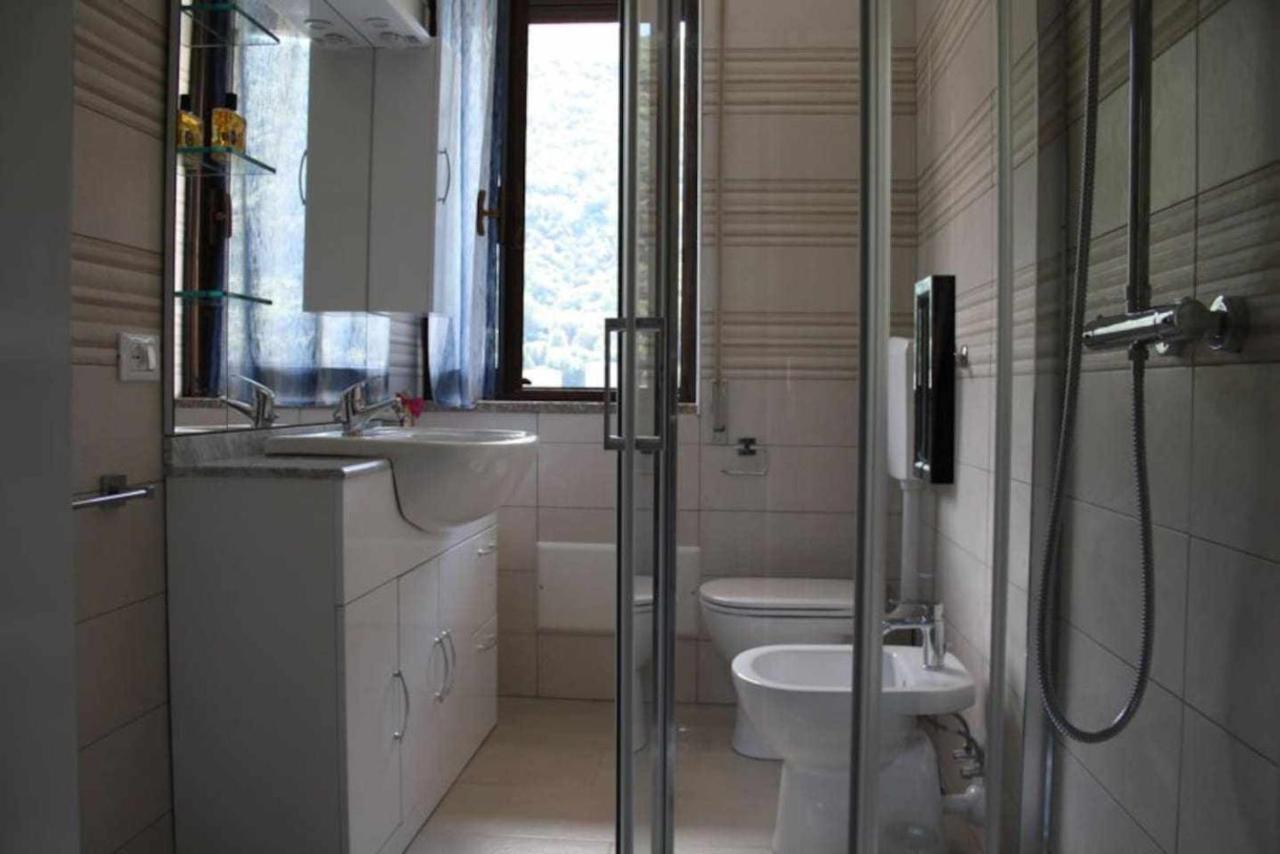 Bluelake Apartament 1 Оменья Екстер'єр фото
